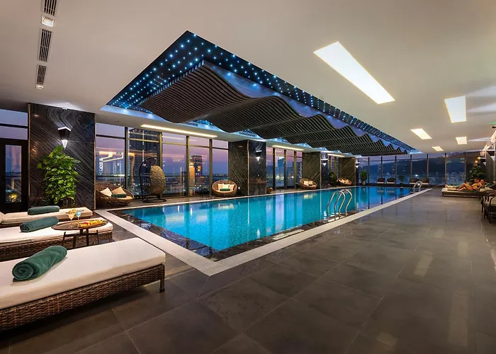 Delasea - Modern Bayview Escape Hotel Ha Long
