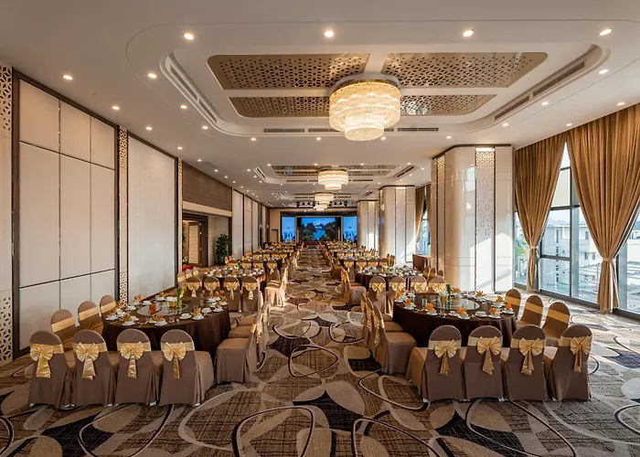 Delasea - Modern Bayview Escape 5* Ha Long