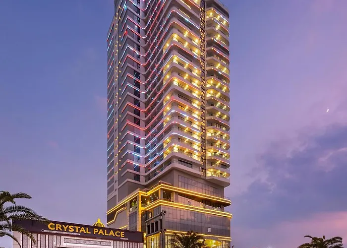 Hotel Delasea - Modern Bayview Escape Ha Long