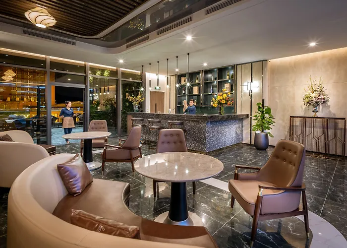 Delasea - Modern Bayview Escape Hotel Ha Long