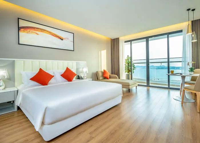Delasea - Modern Bayview Escape Hotel Ha Long