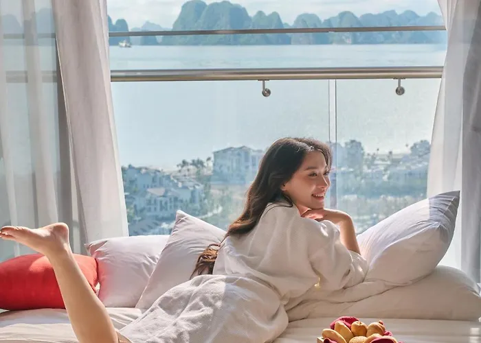 Delasea - Modern Bayview Escape Hotel 5*