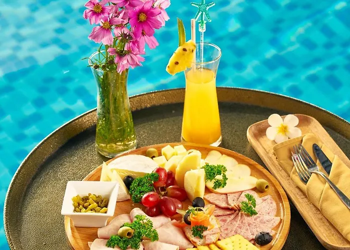 Hotel Delasea - Modern Bayview Escape Ha Long