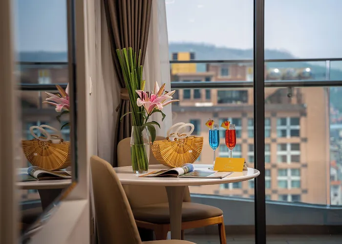 Hotel Delasea - Modern Bayview Escape 5*